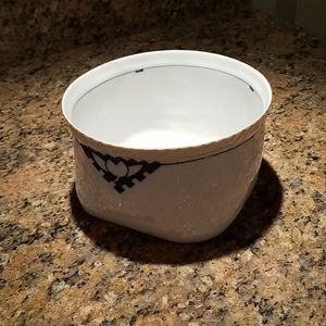 Gorgeous Royal Copenhagen dish in Floreana collect